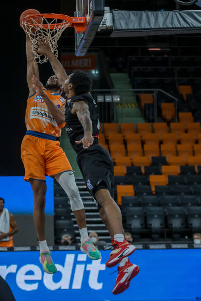 马尔穆什与 马尔穆什与