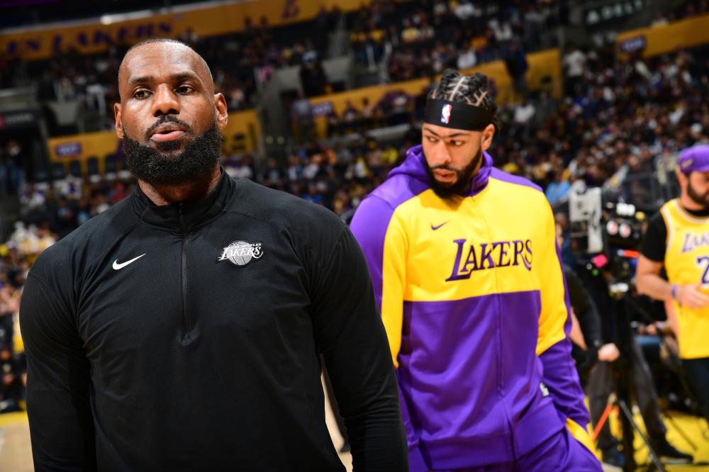 禁区外远射 禁区外远射